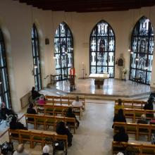 Bischof Heiner Wilmer hat mit rund 60 Bewohnerinnen und Bewohnern in unserer Kapelle einen stimmungsvollen Gottesdienst gefeiert. Foto: Schwester Regina-Maria Lührsen