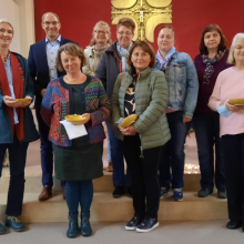 Bei einer Andacht in der Mutterhaus-Kapelle wurden heute Mitarbeiterinnen und Mitarbeiter geehrt, die in diesem Jahr ihr Dienstjubiläum begehen.